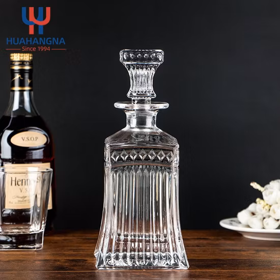 Dispenser per bottiglie di liquore ruotabile da 360 gradi di lusso all'ingrosso Decanter per aeratore per vino rosso rotante in cristallo da 1000 ml in confezione regalo